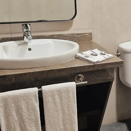 Hotel Vertice Sevilla Aljarafe 4*