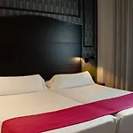 沃提斯塞维利亚尔贾拉菲旅馆 酒店 4*