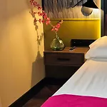 沃提斯塞维利亚尔贾拉菲旅馆 4* 博尔穆霍斯