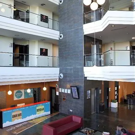 Hotel Vértice Sevilla Aljarafe 4*