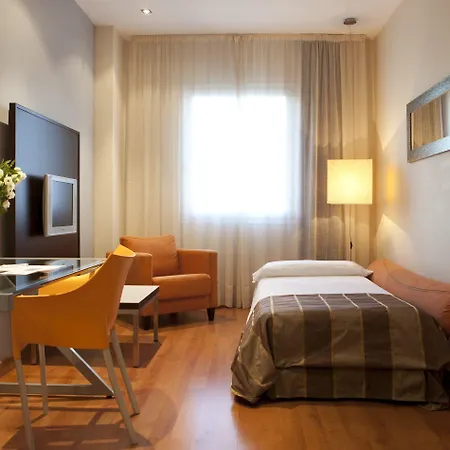 Hotell Vertice Sevilla Aljarafe Bormujos