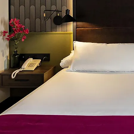 Vertice Sevilla Aljarafe Hotell